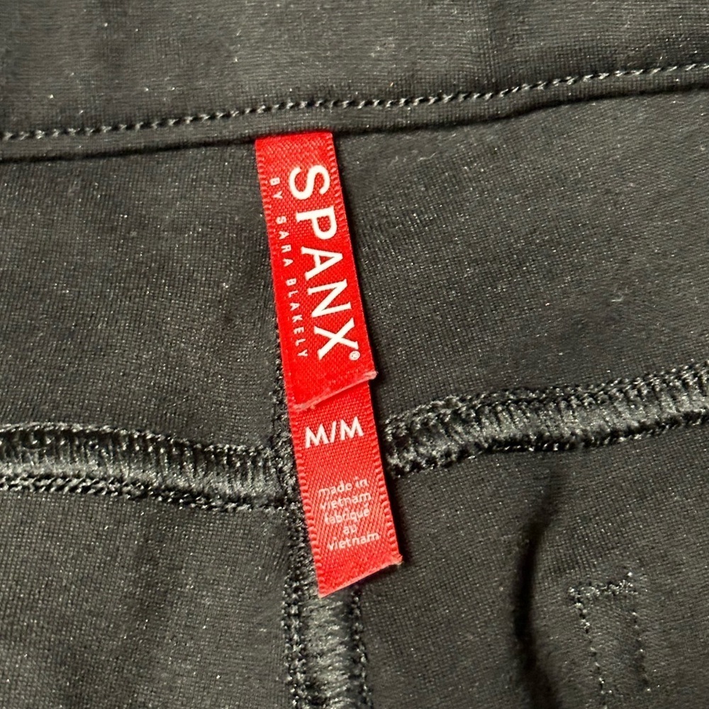 SPANX Jet Black Leggings Medium - Picture 6 of 6